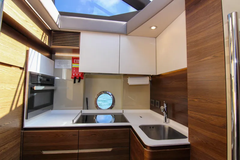 Slide: The Image of Azimut 50 2016 - 72