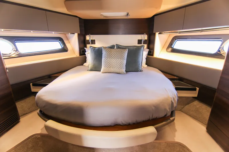 Slide: The Image of Azimut 50 2016 - 81
