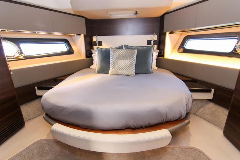 Slide: The Image of Azimut 50 2016 - 82