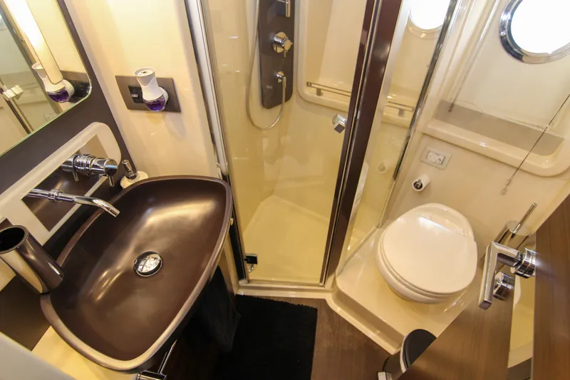 Slide: The Image of Azimut 50 2016 - 86
