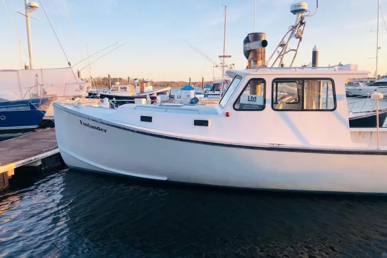 Slide: The Image of Propeller of a 2007 Northern Bay 36 boat on dry land. - 6