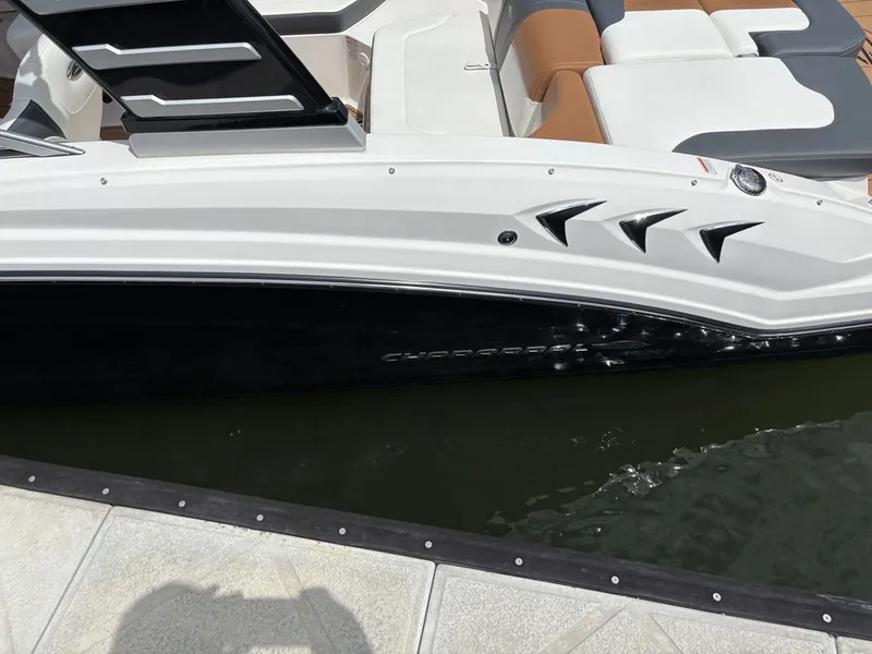 Slide: The Image of Chaparral 23 SSi 2024 - 4