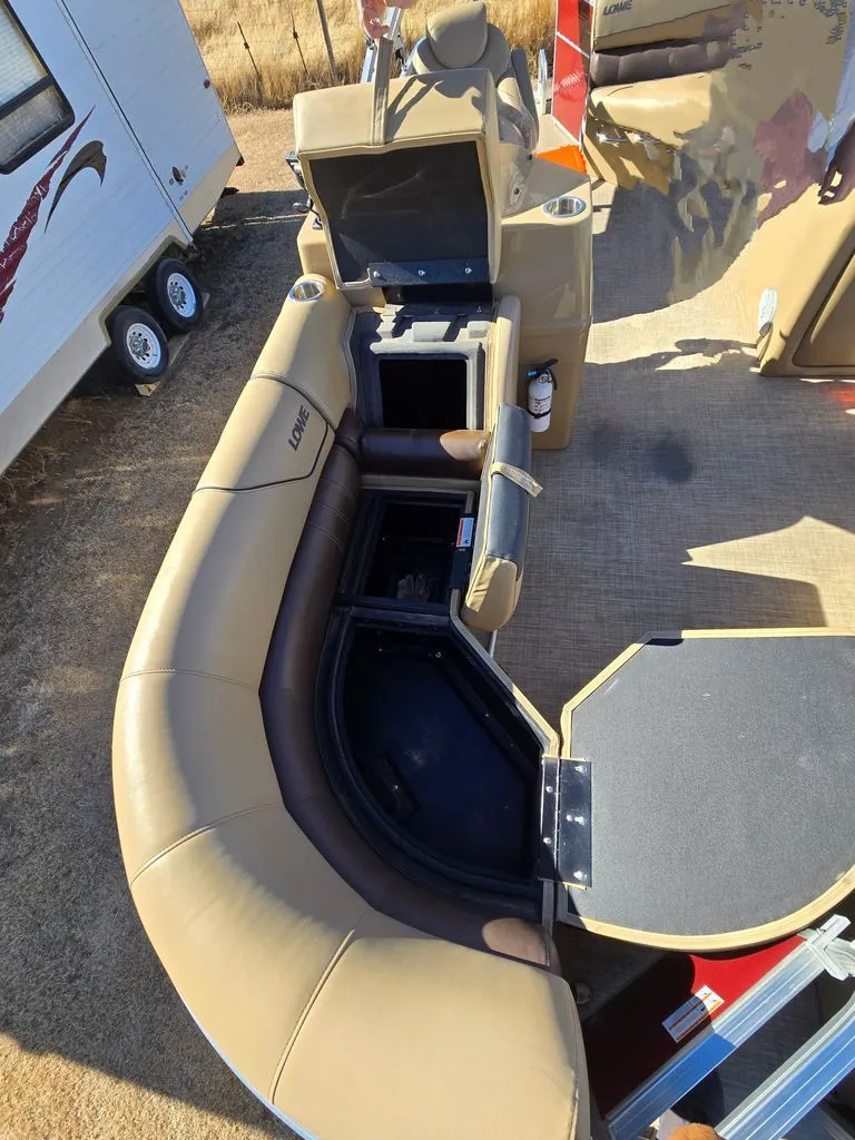 Slide: The Image of Lowe Ss 190 2018 - 10