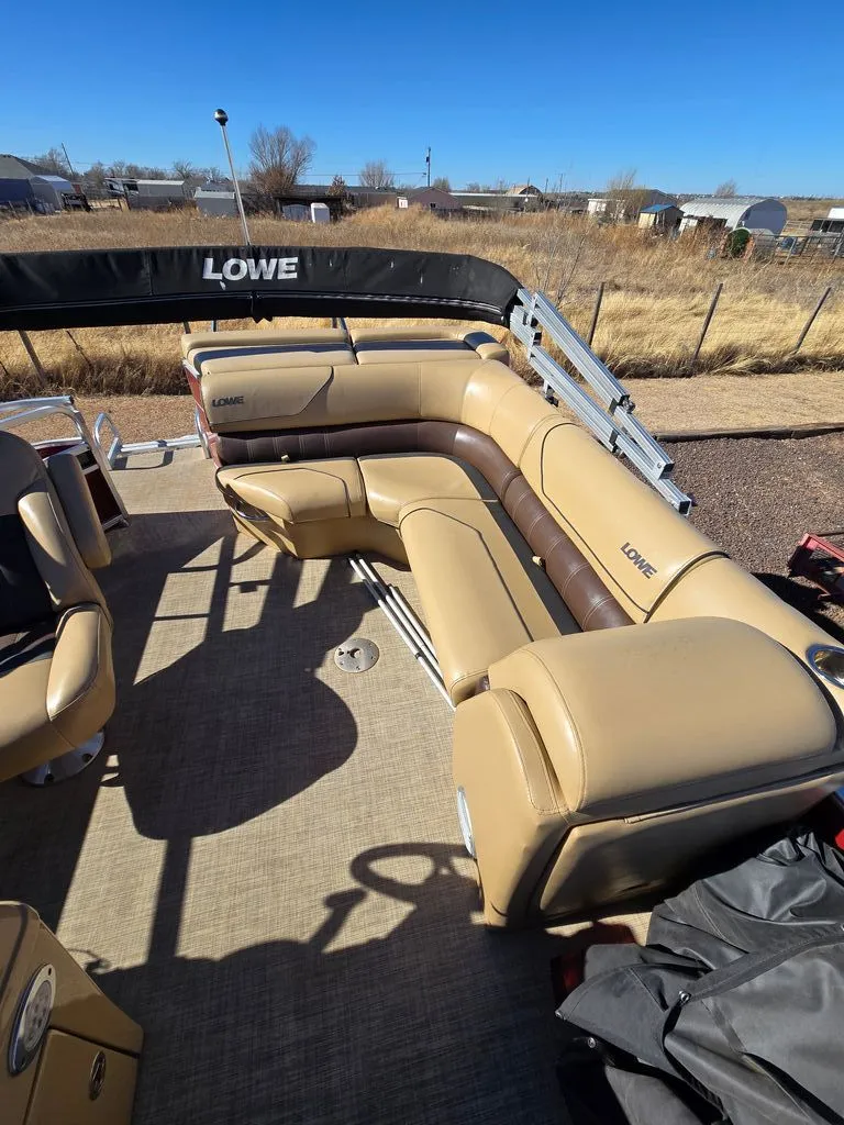 Slide: The Image of Lowe Ss 190 2018 - 11