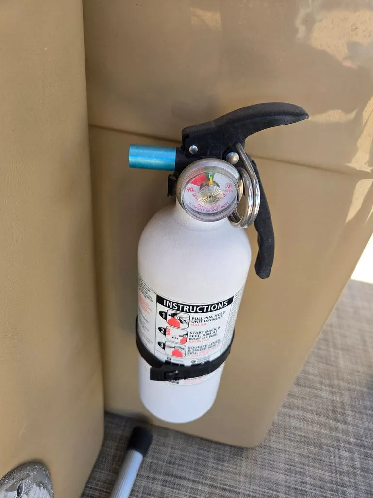 Slide: The Image of Lowe Ss 190 2018 - 21