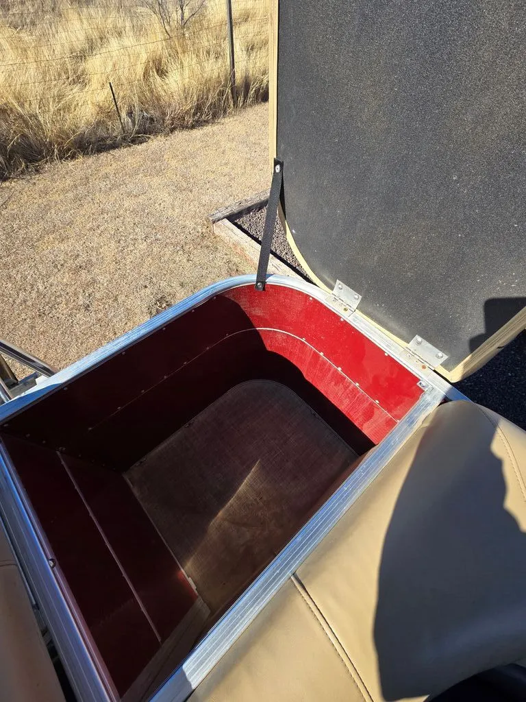 Slide: The Image of Lowe Ss 190 2018 - 23