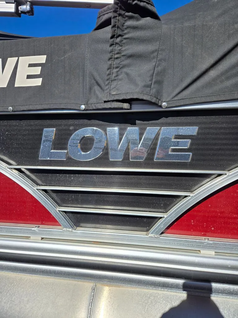 Slide: The Image of Lowe Ss 190 2018 - 29