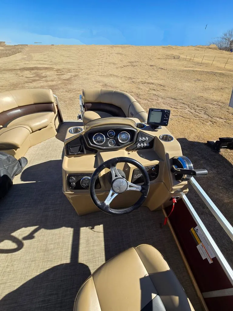 Slide: The Image of Lowe Ss 190 2018 - 5