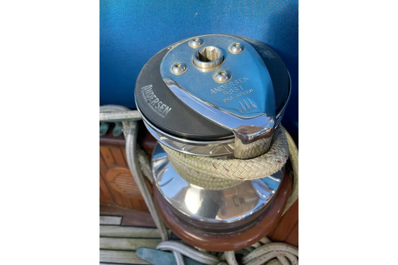 Slide: The Image of Andersen winch on 1981 Hans Christian MKII sailboat, with rope coiled around it. - 30