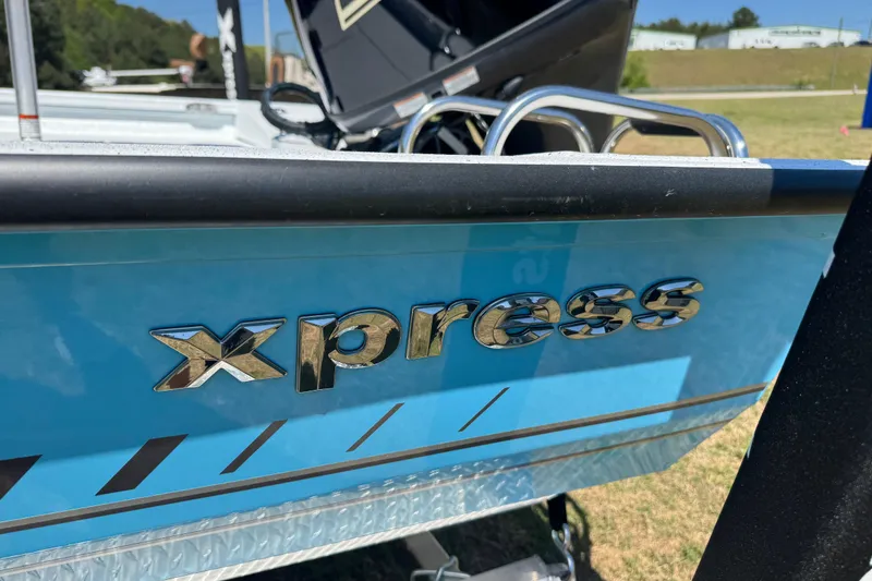 Slide: The Image of 2026 Xpress H20B Bay boat with shiny logo. - 4