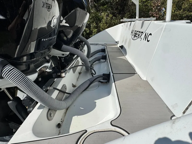 Slide: The Image of Yellowfin 36 Offshore 2009 - 10