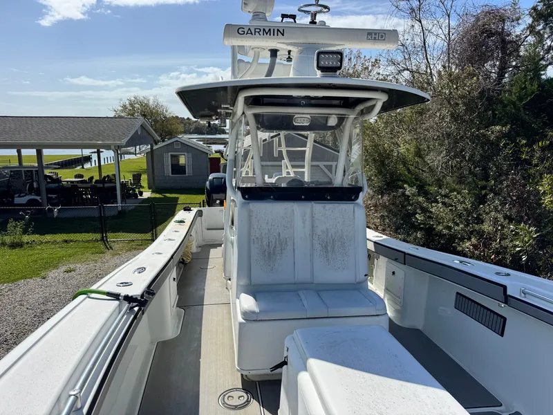 Slide: The Image of Yellowfin 36 Offshore 2009 - 27