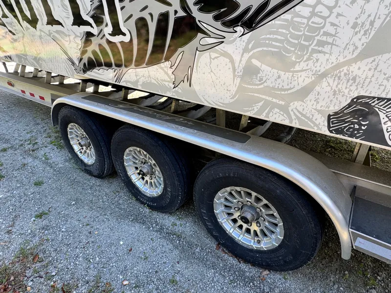 Slide: The Image of Yellowfin 36 Offshore 2009 - 6