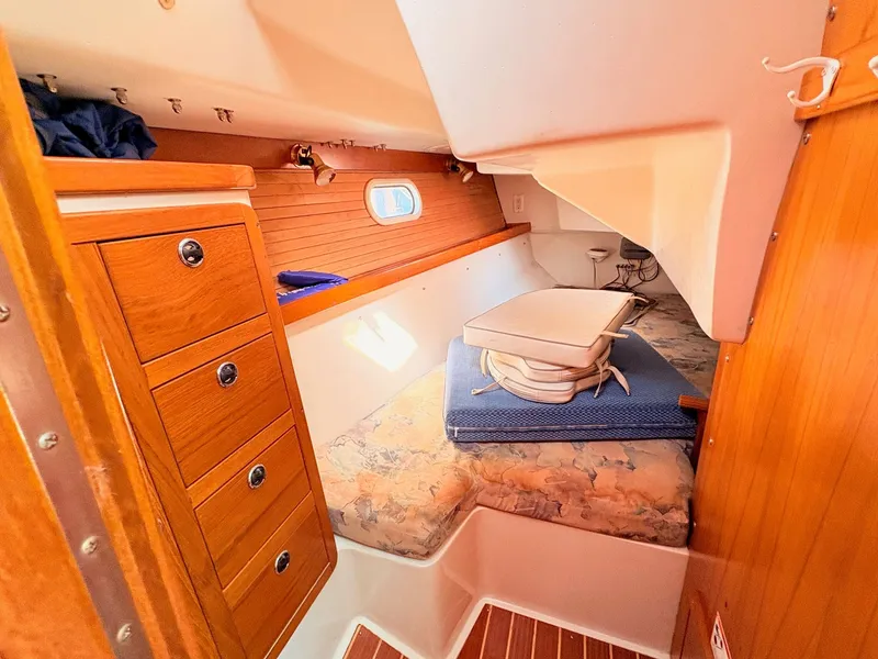 Slide: The Image of Interior of a 2001 Catalina 36 Mark II yacht cabin. - 23