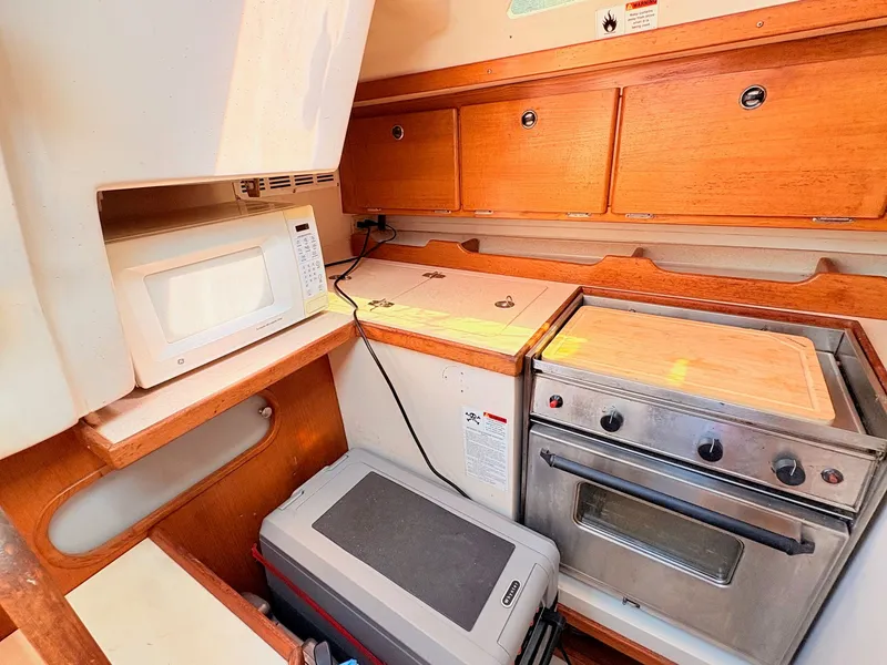 Slide: The Image of Galley area of a 2001 Catalina 36 Mark II yacht. - 29