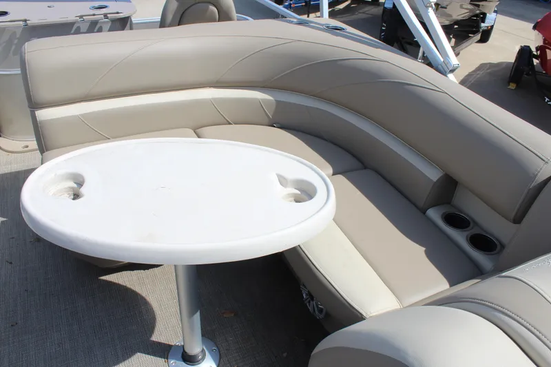 Slide: The Image of Luxurious seating area on 2020 SunChaser Geneva Fish 20 4.0 pontoon boat. - 18