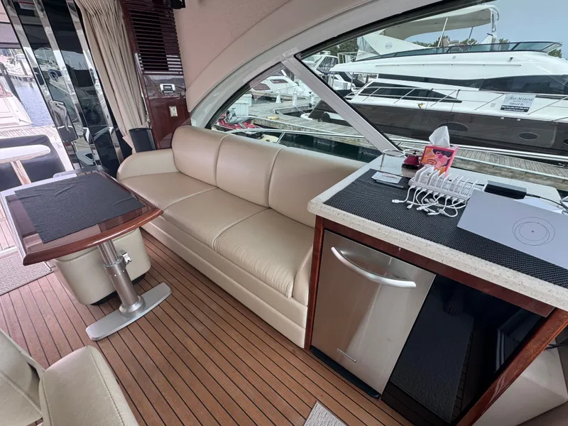 Slide: The Image of Sea Ray 60 Sundancer 2009 - 12