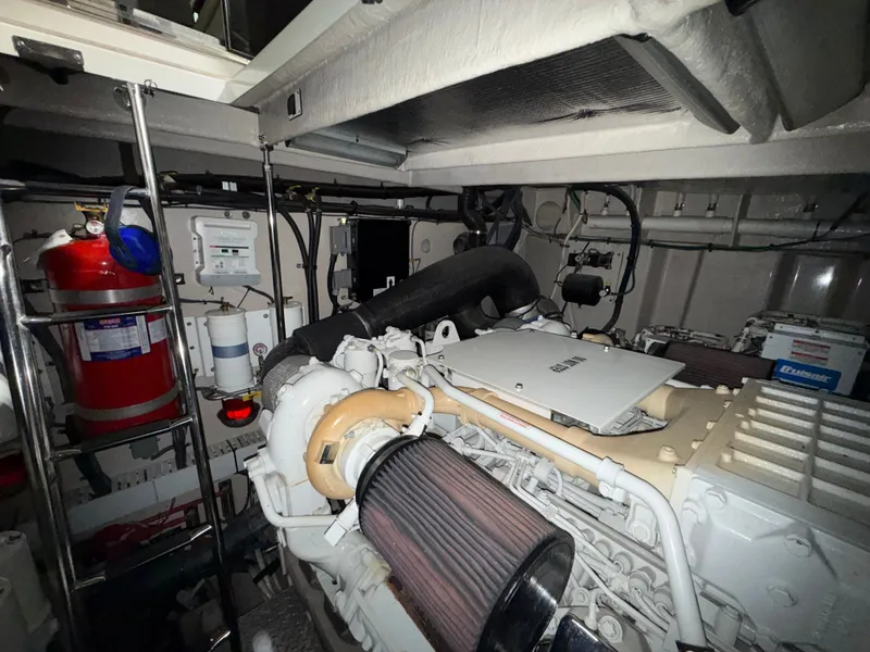 Slide: The Image of Sea Ray 60 Sundancer 2009 - 16