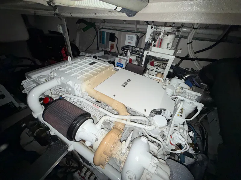 Slide: The Image of Sea Ray 60 Sundancer 2009 - 18