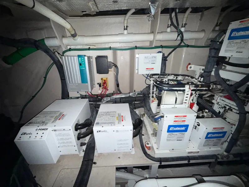 Slide: The Image of Sea Ray 60 Sundancer 2009 - 20