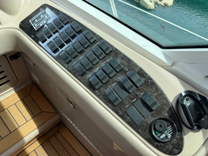 Slide: The Image of Sea Ray 60 Sundancer 2009 - 32