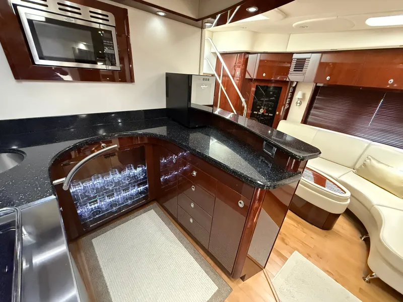 Slide: The Image of Sea Ray 60 Sundancer 2009 - 38