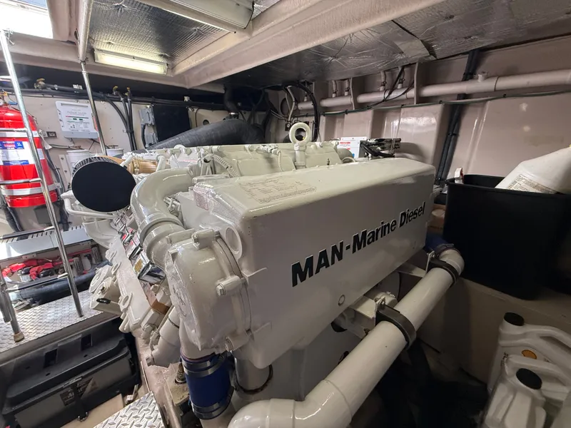 Slide: The Image of Sea Ray 60 Sundancer 2009 - 73