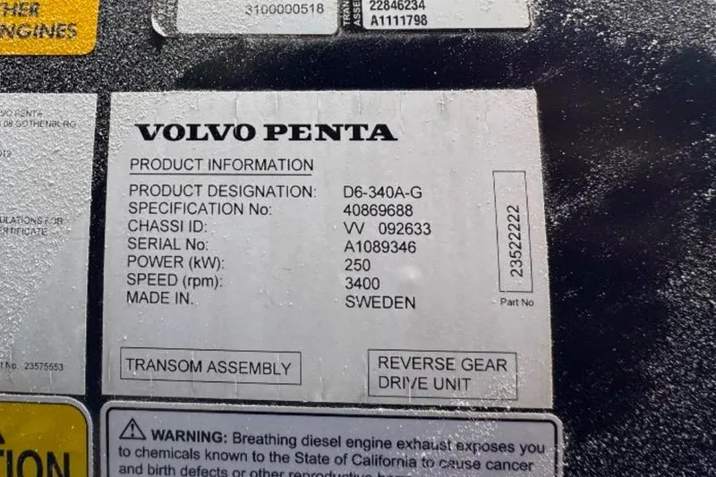 Slide: The Image of Label of Volvo Penta engine with specifications for Premium 28 Parasail, 1996 model. - 13