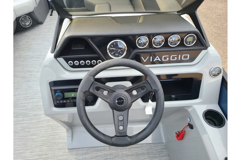 Slide: The Image of Viaggio Lago V20C 2024 - 12