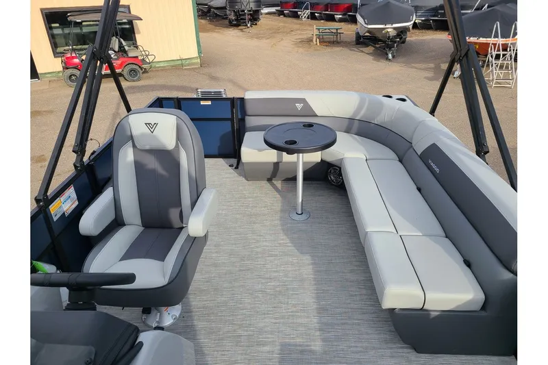 Slide: The Image of Viaggio Lago V20C 2024 - 6