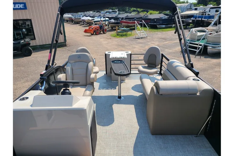 Slide: The Image of Flagship 18FC 2024 - 4