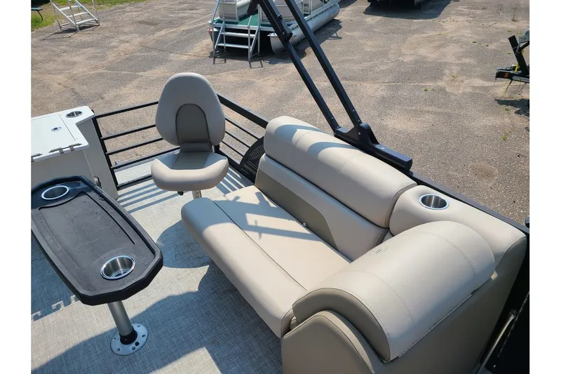 Slide: The Image of Flagship 18FC 2024 - 5