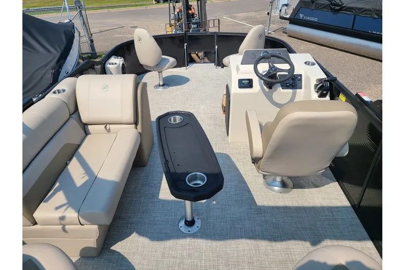 Slide: The Image of Flagship 18FC 2024 - 9