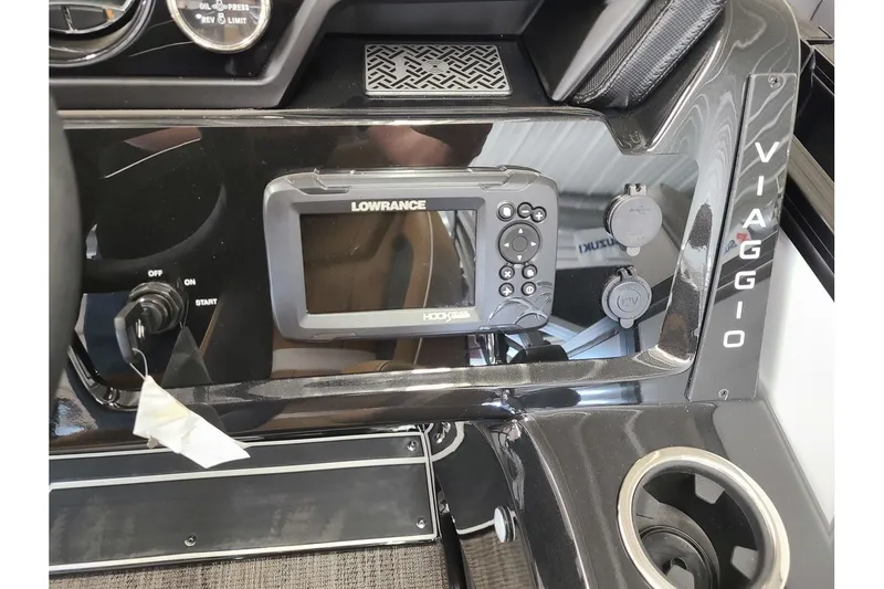 Slide: The Image of Viaggio Lago X22Q W/ Suzuki 115HP Stealth Motor 2025 - 15