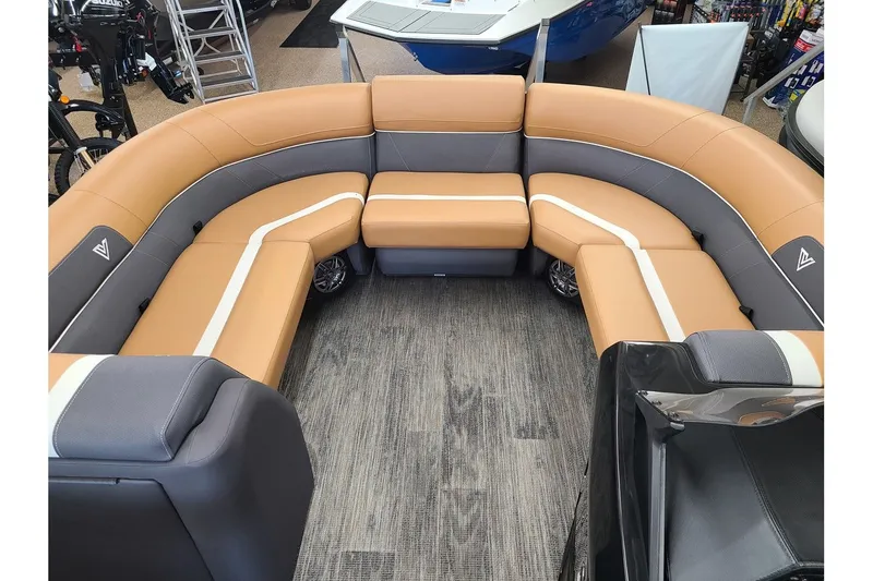 Slide: The Image of Viaggio Lago X22Q W/ Suzuki 115HP Stealth Motor 2025 - 16