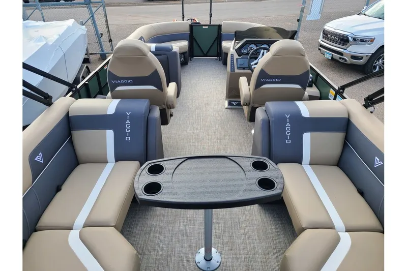 Slide: The Image of Viaggio Lago X-U 22 2025 - 11