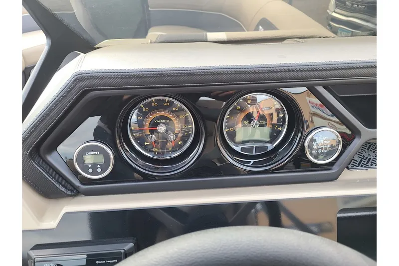 Slide: The Image of Viaggio Lago X-U 22 2025 - 14