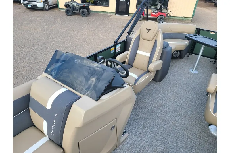 Slide: The Image of Viaggio Lago X-U 22 2025 - 5