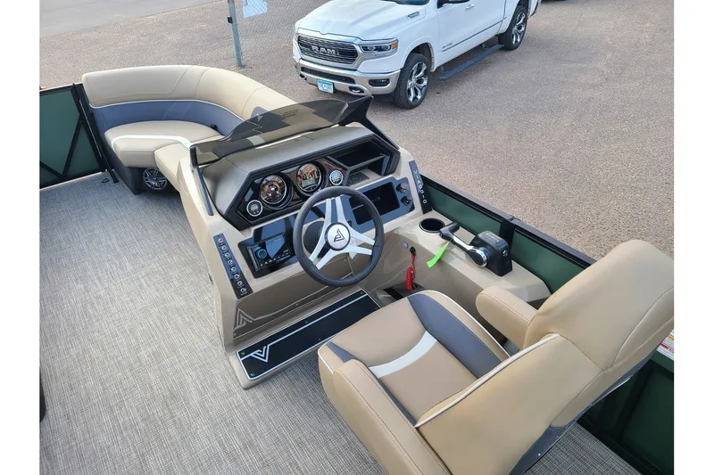 Slide: The Image of Viaggio Lago X22U 2025 - 12