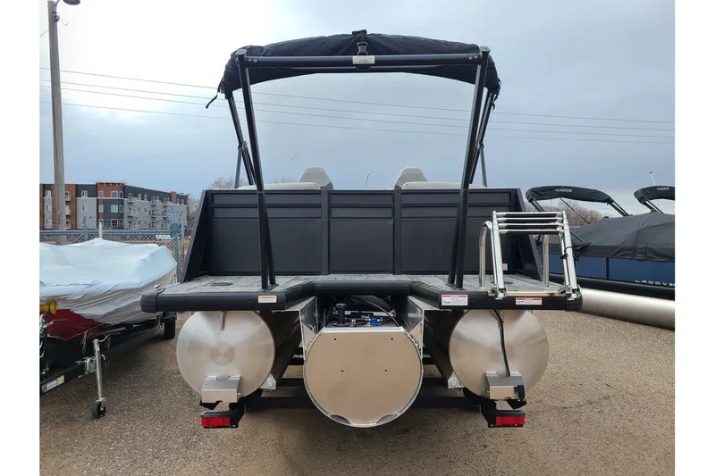 Slide: The Image of Viaggio Lago X22U Tritoon 2025 - 5