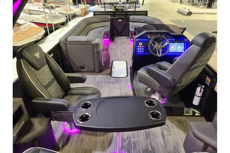 Slide: The Image of Viaggio Diamante 26Q W/ A Dual Prop 350HP Suzuki Motor 2025 - 16