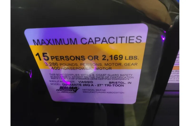 Slide: The Image of Viaggio Diamante 26Q W/ A Dual Prop 350HP Suzuki Motor 2025 - 25