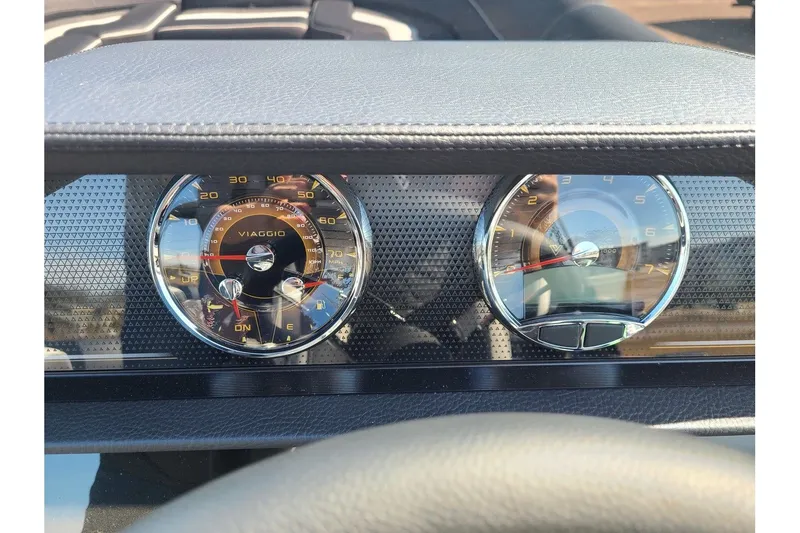 Slide: The Image of Viaggio Diamante 26U W/ Suzuki 350HP Stealth Motor & Trailer 2025 - 22