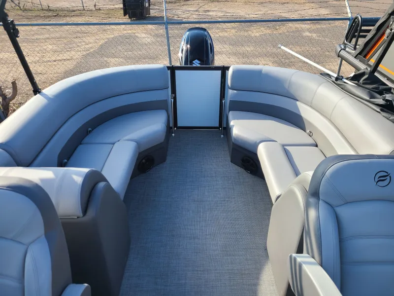 Slide: The Image of Flagship Endurance E22CU Sportoon W/ Suzuki 200HP Motor Demo Pontoon 2026 - 10