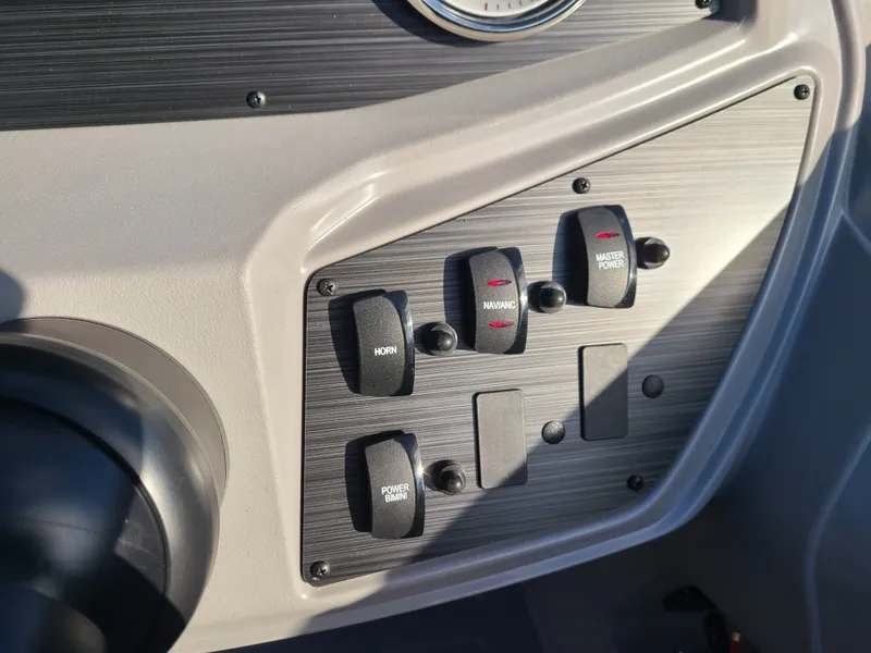 Slide: The Image of Flagship Endurance E22CU Sportoon W/ Suzuki 200HP Motor Demo Pontoon 2026 - 18