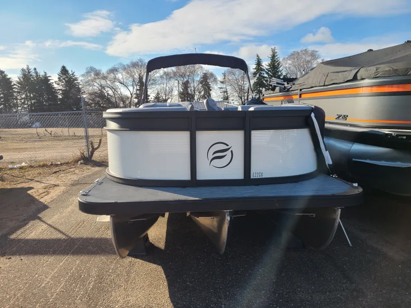Slide: The Image of Flagship Endurance E22CU Sportoon W/ Suzuki 200HP Motor Demo Pontoon 2026 - 4