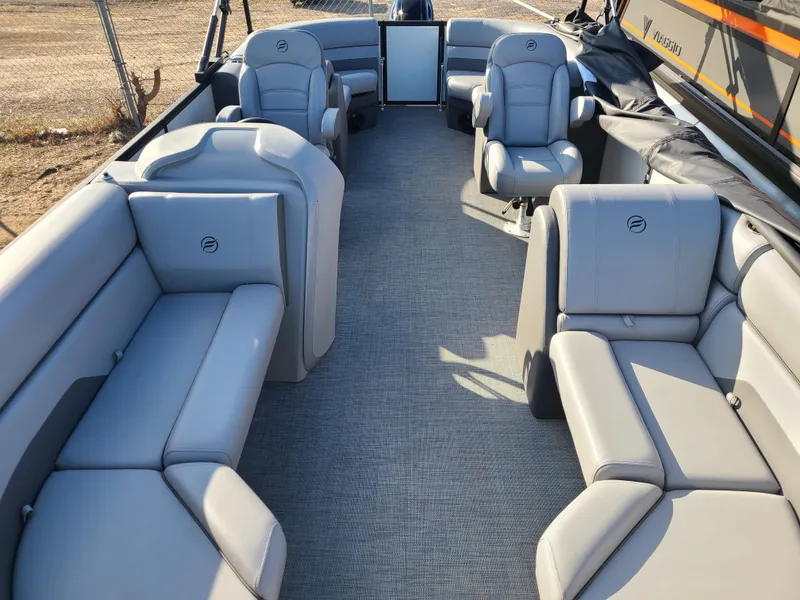 Slide: The Image of Flagship Endurance E22CU Sportoon W/ Suzuki 200HP Motor Demo Pontoon 2026 - 6