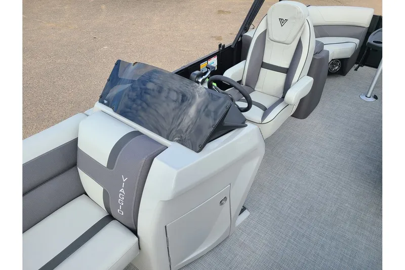 Slide: The Image of Viaggio Lago X22U 2025 - 7