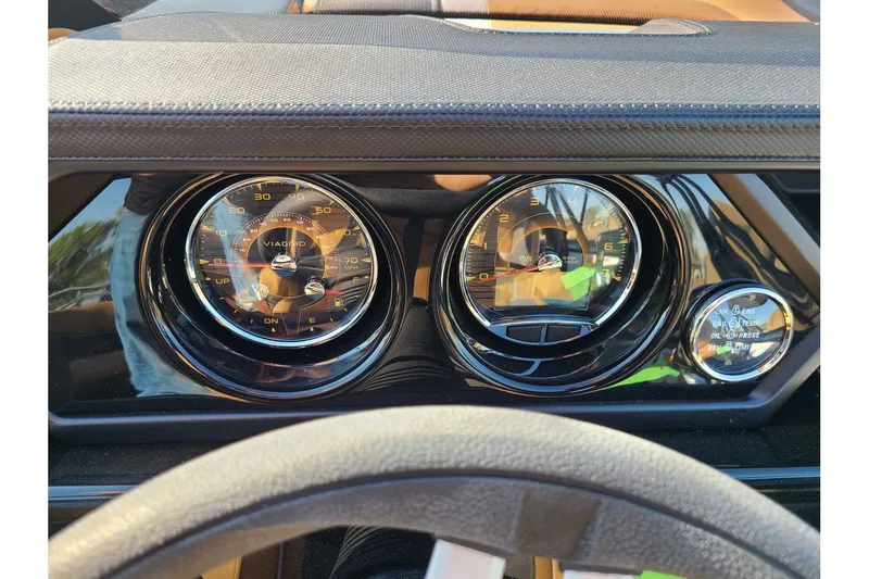 Slide: The Image of Viaggio Lago X22U 2025 - 14