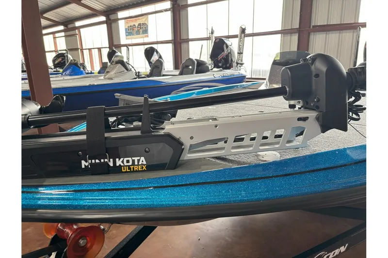 Slide: The Image of Falcon Boats F205 2026 - 7